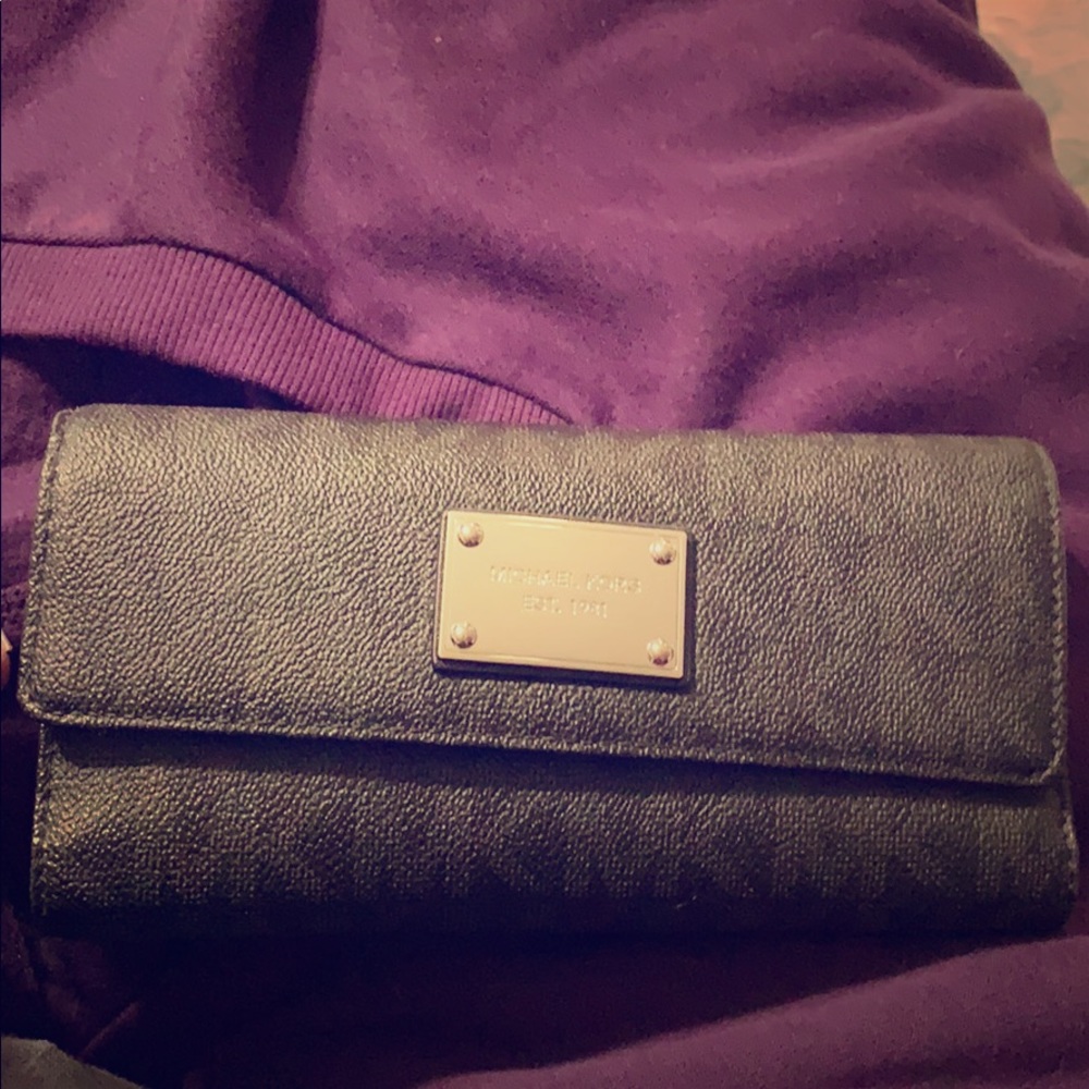Michael Kors wallet